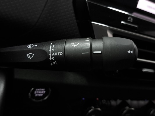 CITROËN ë-C4 50kWh 136cv Automático Shine