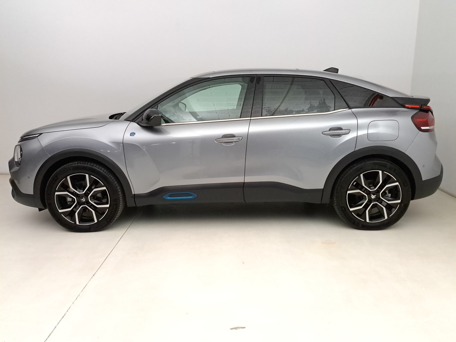 CITROËN ë-C4 50kWh 136cv Automático Shine