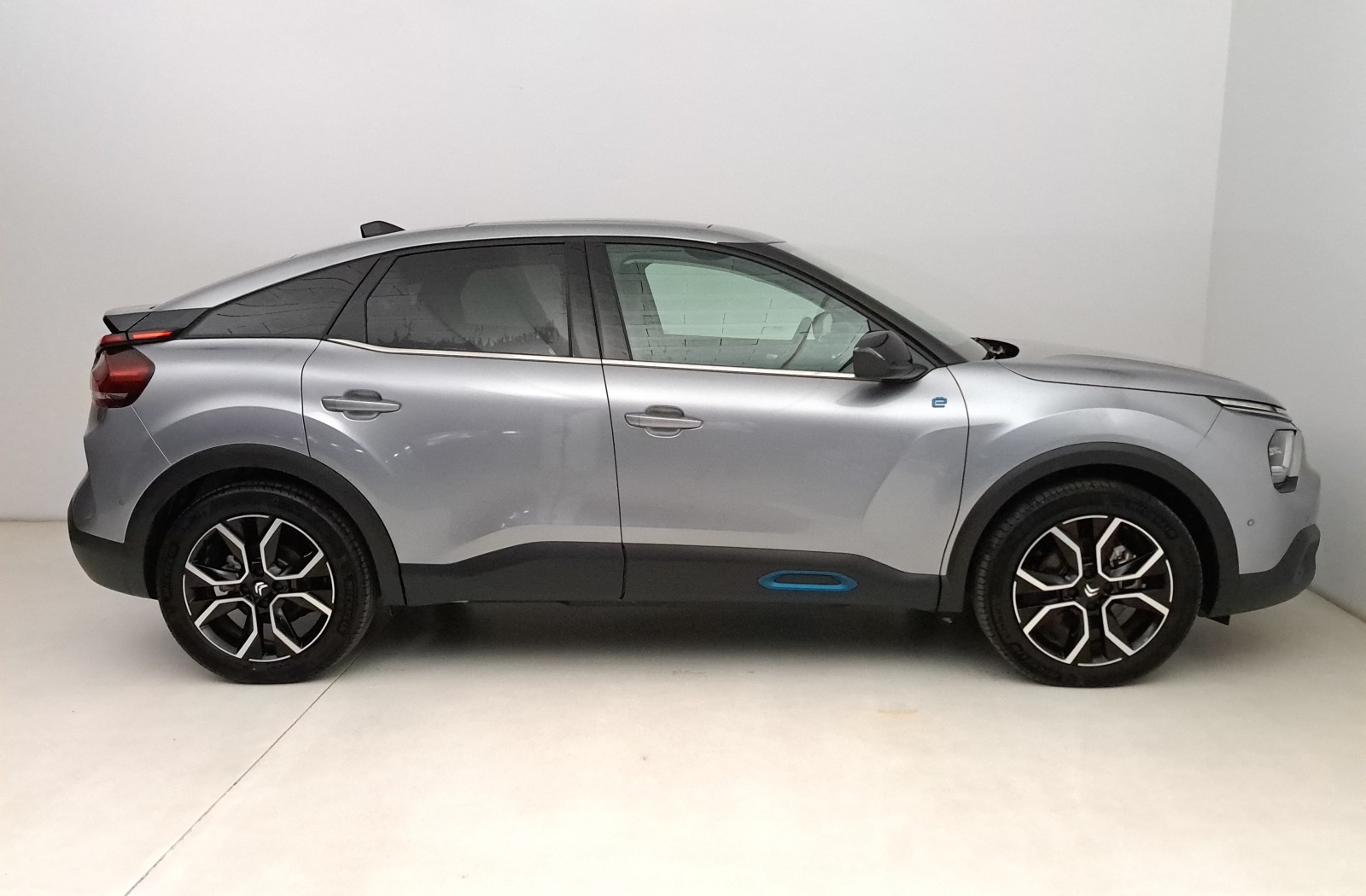 CITROËN ë-C4 50kWh 136cv Automático Shine