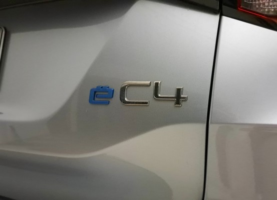CITROËN ë-C4 50kWh 136cv Automático Shine