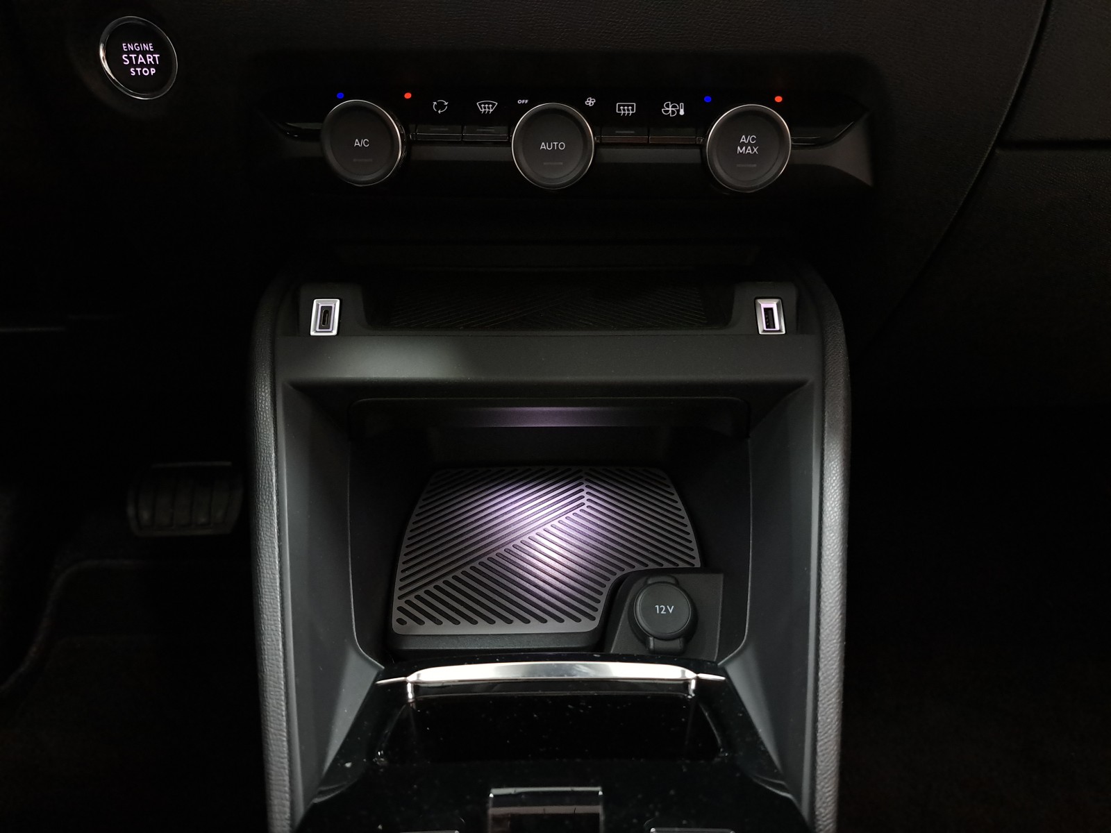 CITROËN ë-C4 50kWh 136cv Automático Shine